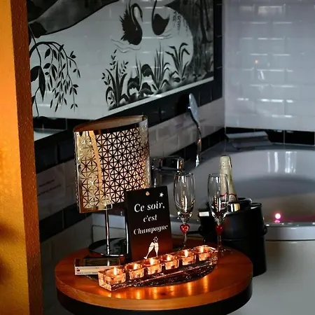 Romantique Avec Jacuzzi Et Terrasse 페르피냥